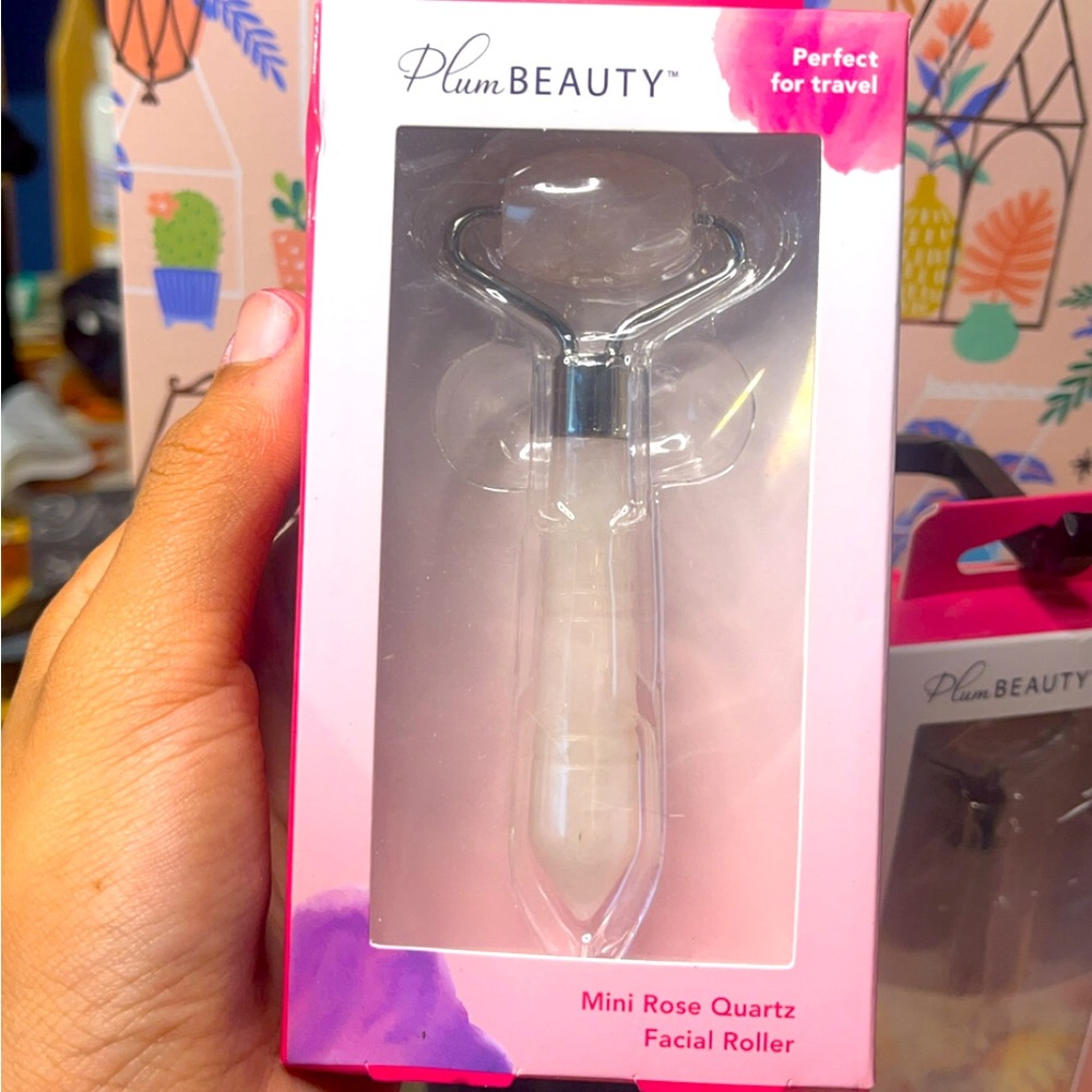 Mini Rose Quartz Facial Roller